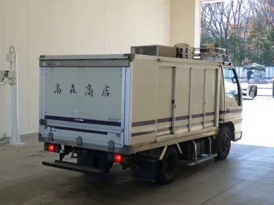 Isuzu ELF  с аукциона в Японии