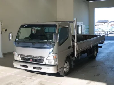 Mitsubishi CANTER  с аукциона в Японии