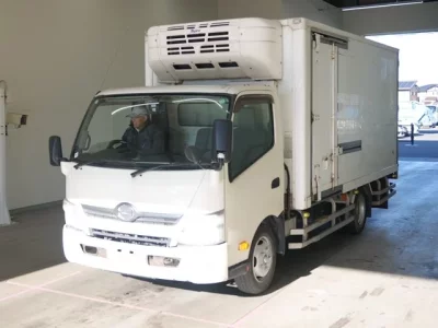 Hino DUTRO  с аукциона в Японии