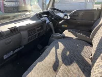 Isuzu ELF лот № 1610 оценка RB  с аукциона в Японии 4