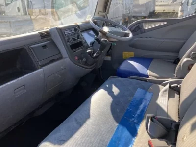 Mitsubishi CANTER  с аукциона в Японии