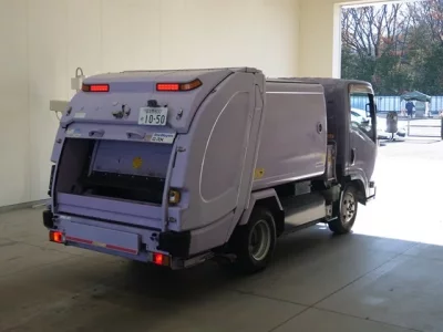 Isuzu ELF  с аукциона в Японии