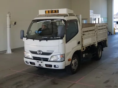 Hino DUTRO  с аукциона в Японии