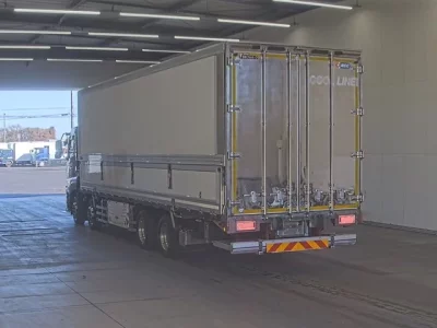 Nissan QUON  с аукциона в Японии