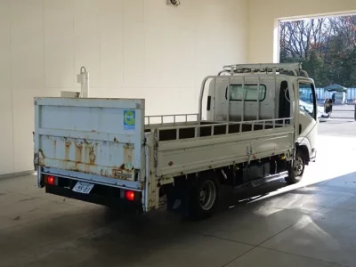 Isuzu ELF  с аукциона в Японии