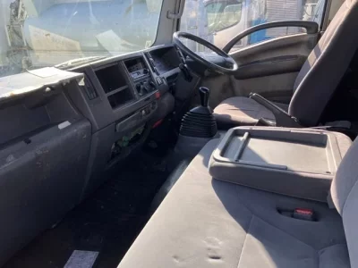 Isuzu ELF  с аукциона в Японии