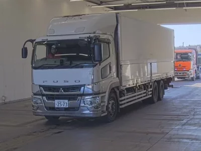 Mitsubishi SUPER GREAT  с аукциона в Японии