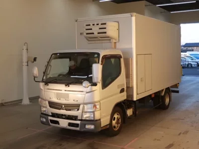 Mitsubishi CANTER  с аукциона в Японии