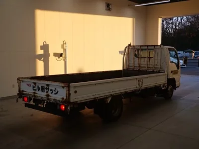 Isuzu ELF  с аукциона в Японии
