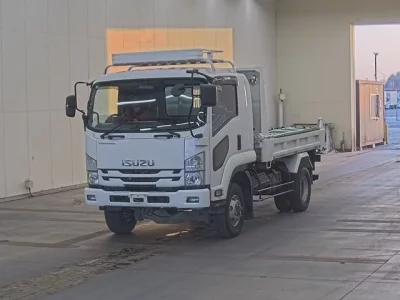 Isuzu FORWARD  с аукциона в Японии