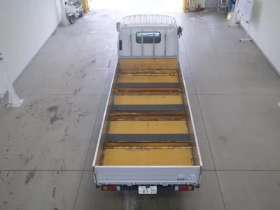 Isuzu ELF  с аукциона в Японии