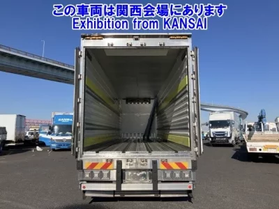 Nissan QUON  с аукциона в Японии