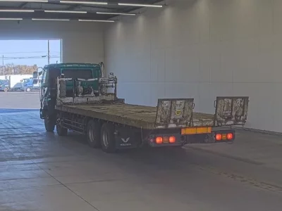 Nissan BIGTHUMB  с аукциона в Японии