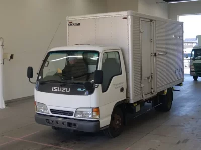 Isuzu ELF  с аукциона в Японии
