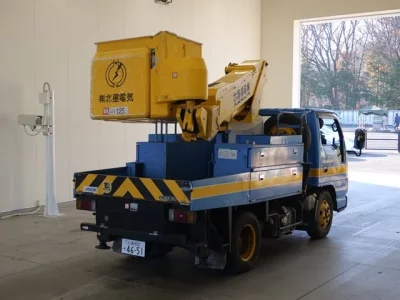 Isuzu ELF  с аукциона в Японии