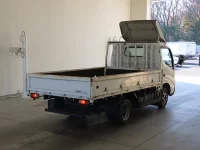 Toyota DYNA лот № 1711 оценка 3  с аукциона в Японии 1