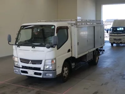 Mitsubishi CANTER  с аукциона в Японии