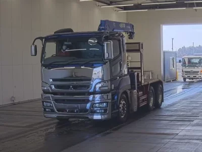 Mitsubishi SUPER GREAT  с аукциона в Японии