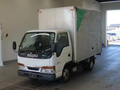 Isuzu ELF  с аукциона в Японии