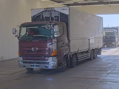 Hino PROFIA  с аукциона в Японии