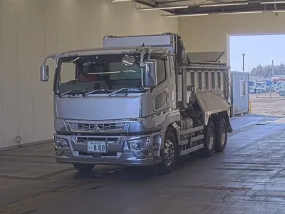 Mitsubishi SUPER GREAT  с аукциона в Японии