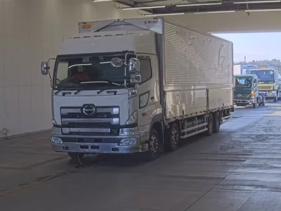 Hino PROFIA  с аукциона в Японии