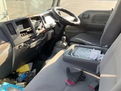 Isuzu ELF  с аукциона в Японии