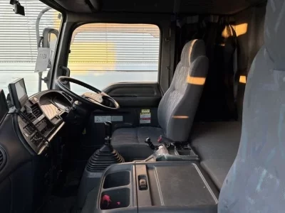 Isuzu FORWARD  с аукциона в Японии