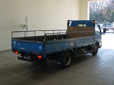 Hino DUTRO  с аукциона в Японии
