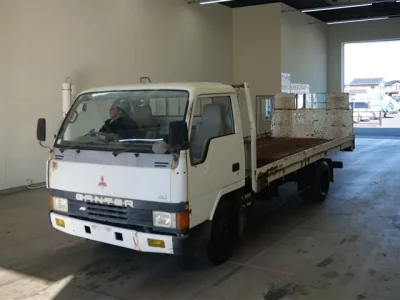 Mitsubishi CANTER  с аукциона в Японии