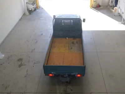 Toyota DYNA  с аукциона в Японии