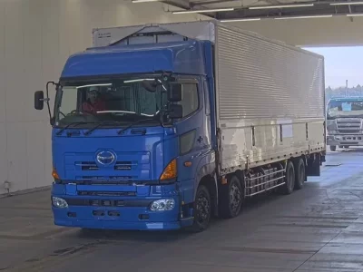 Hino TRUCK