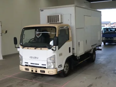 Isuzu ELF