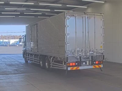 Mitsubishi SUPER GREAT  с аукциона в Японии