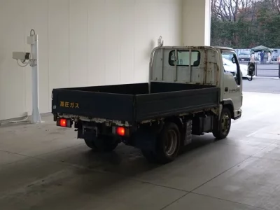 Isuzu ELF  с аукциона в Японии
