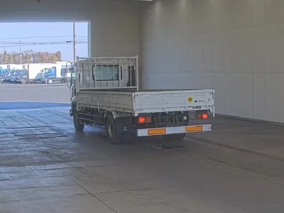 Isuzu FORWARD  с аукциона в Японии