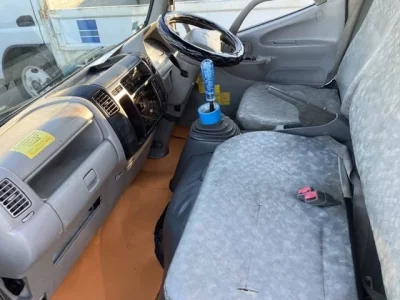 Hino DUTRO  с аукциона в Японии