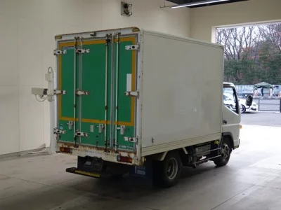Mitsubishi CANTER  с аукциона в Японии