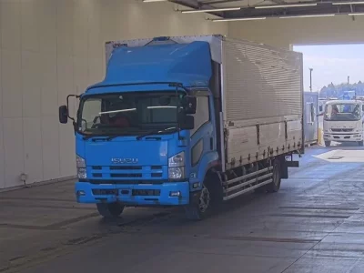 Isuzu FORWARD  с аукциона в Японии