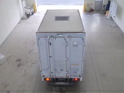 Isuzu ELF  с аукциона в Японии