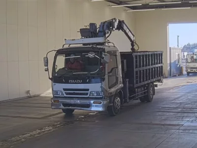 Isuzu FORWARD  с аукциона в Японии