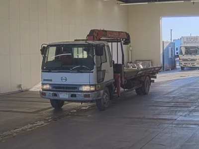 Hino TRUCK
