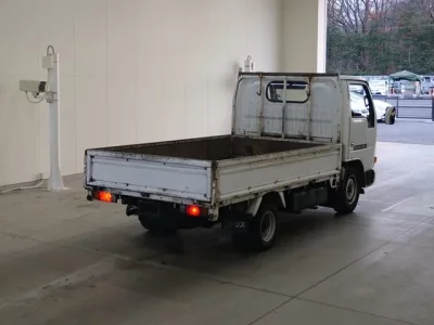 Nissan ATLAS  с аукциона в Японии