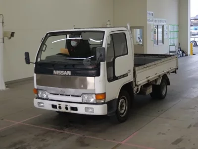 Nissan ATLAS  с аукциона в Японии