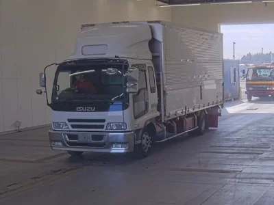 Isuzu FORWARD  с аукциона в Японии
