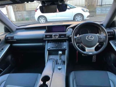 Lexus IS  с аукциона в Японии