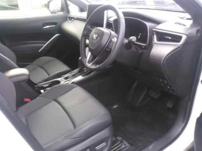 Toyota COROLLA CROSS  с аукциона в Японии