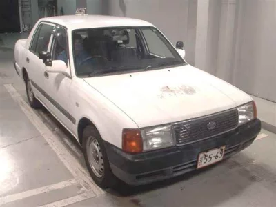 Toyota COMFORT  с аукциона в Японии