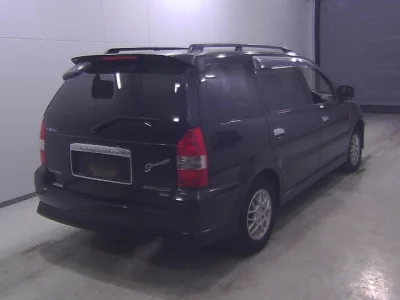 Mitsubishi CHARIOT GRANDIS