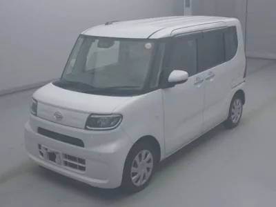 Daihatsu TANTO  с аукциона в Японии